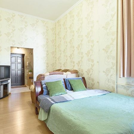 S12-58 Modern Aparthotel With Two 2Bedrooms In Central Kiev - Bessarabska Squere - Gulliver Mall - Olympic Stadium - Palace Of Sports - Saksahanskoho St, 12Б Extérieur photo