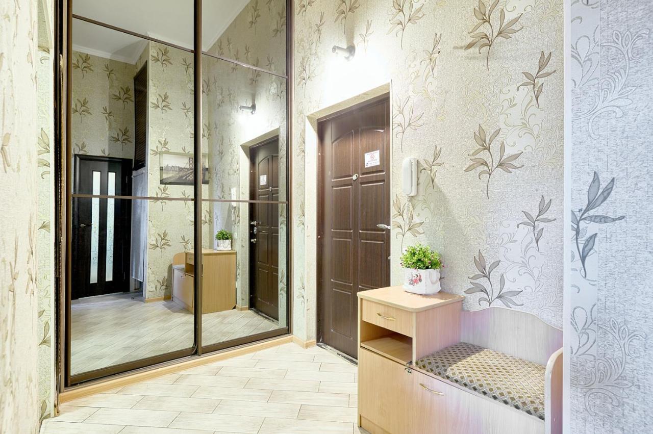 S12-58 Modern Aparthotel With Two 2Bedrooms In Central Kiev - Bessarabska Squere - Gulliver Mall - Olympic Stadium - Palace Of Sports - Saksahanskoho St, 12Б Extérieur photo