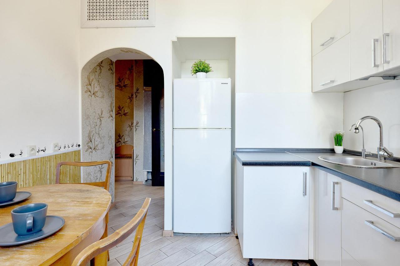 S12-58 Modern Aparthotel With Two 2Bedrooms In Central Kiev - Bessarabska Squere - Gulliver Mall - Olympic Stadium - Palace Of Sports - Saksahanskoho St, 12Б Extérieur photo