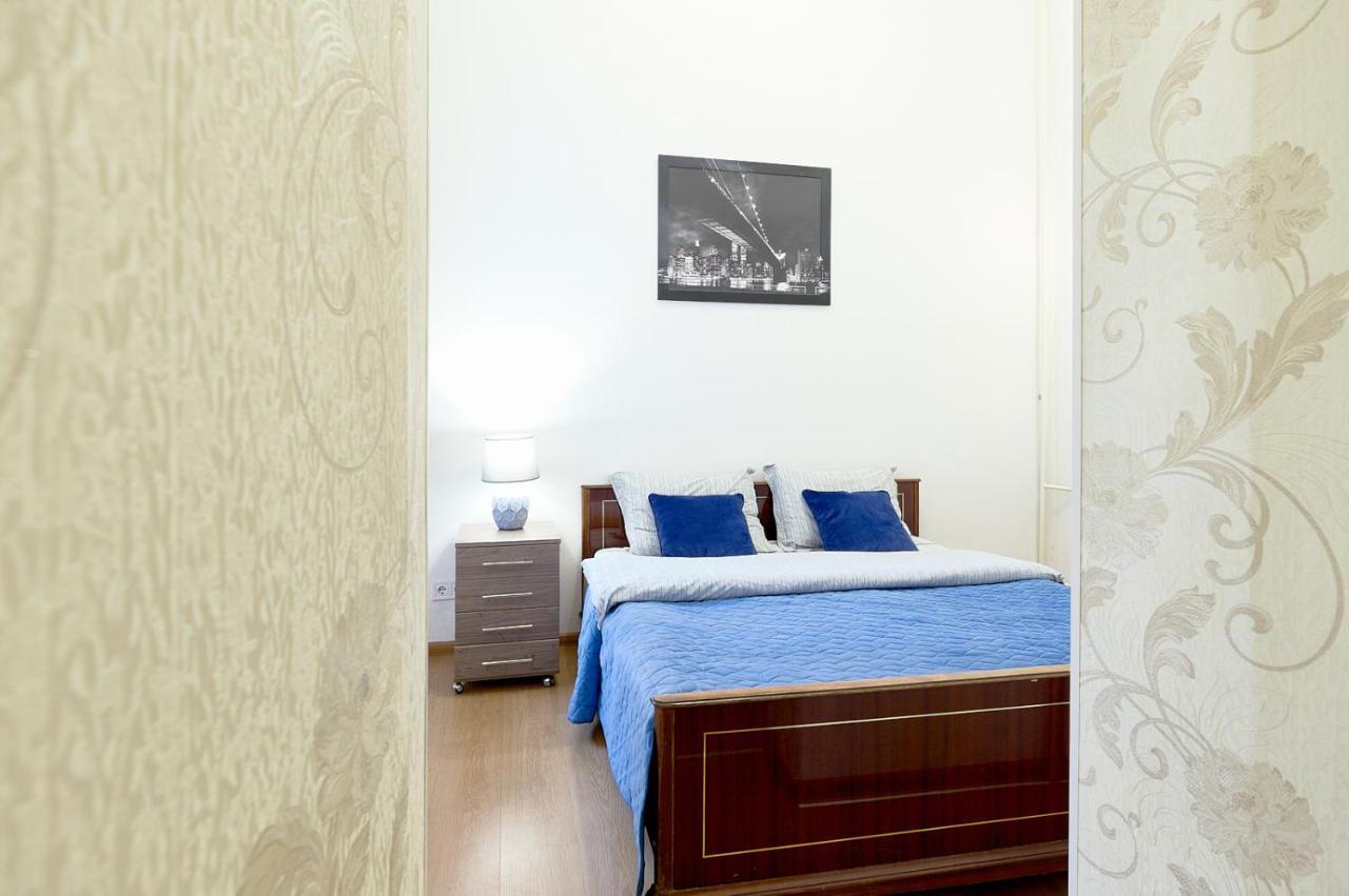 S12-58 Modern Aparthotel With Two 2Bedrooms In Central Kiev - Bessarabska Squere - Gulliver Mall - Olympic Stadium - Palace Of Sports - Saksahanskoho St, 12Б Extérieur photo